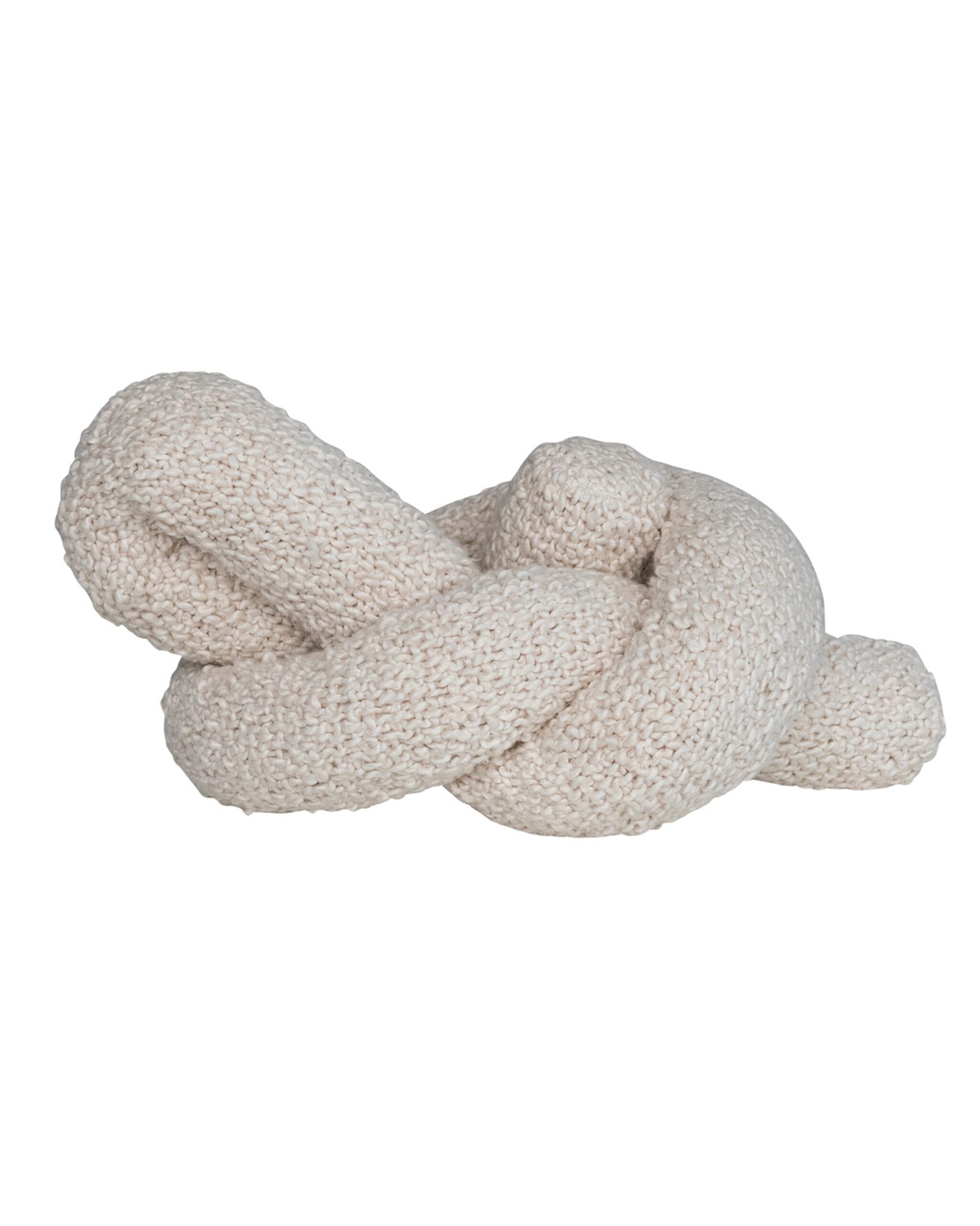 knot-pillow