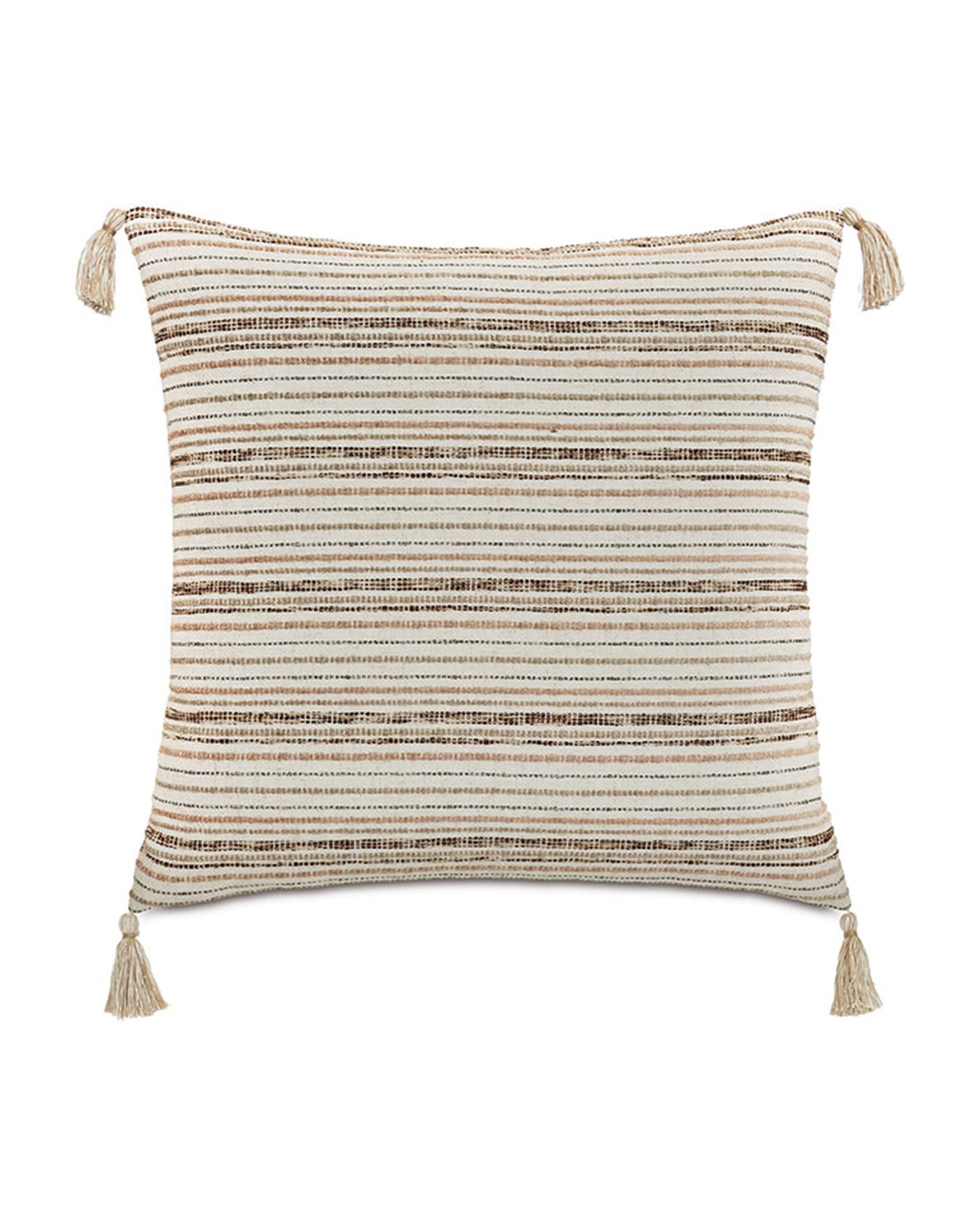 wren-textured-pillow